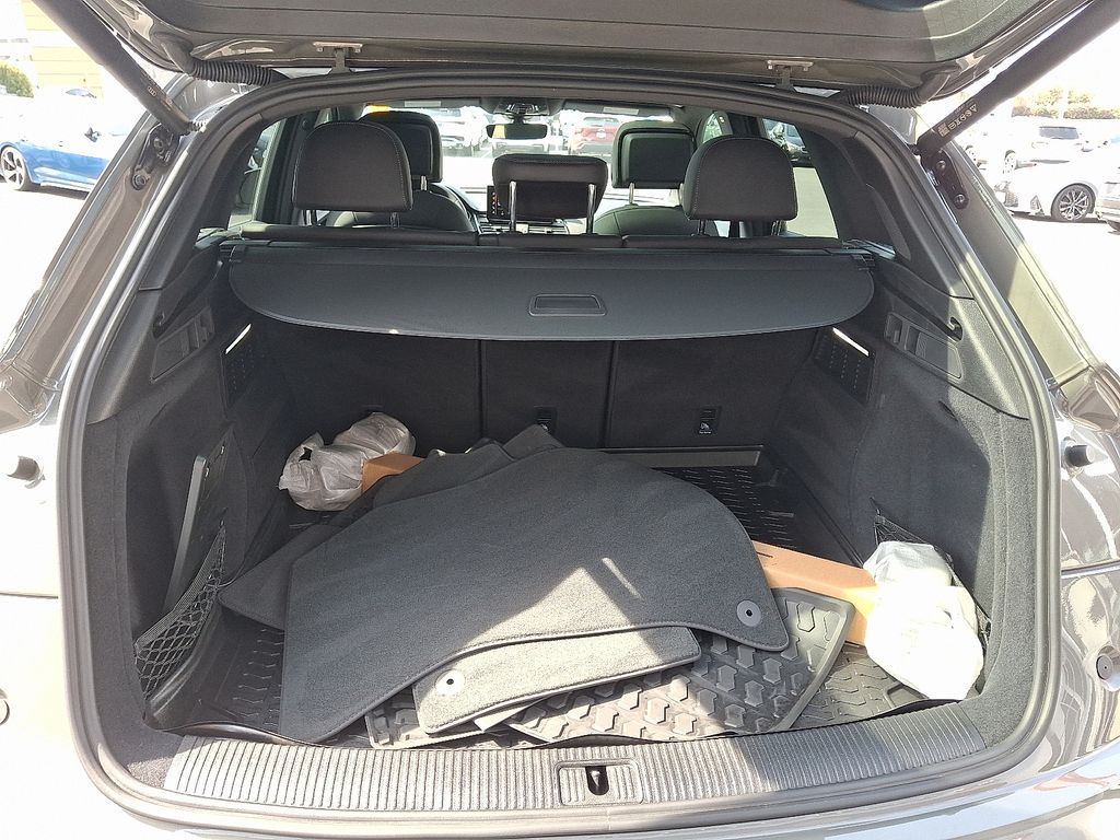 Thumbnail: 2023 Audi Q5 - 26