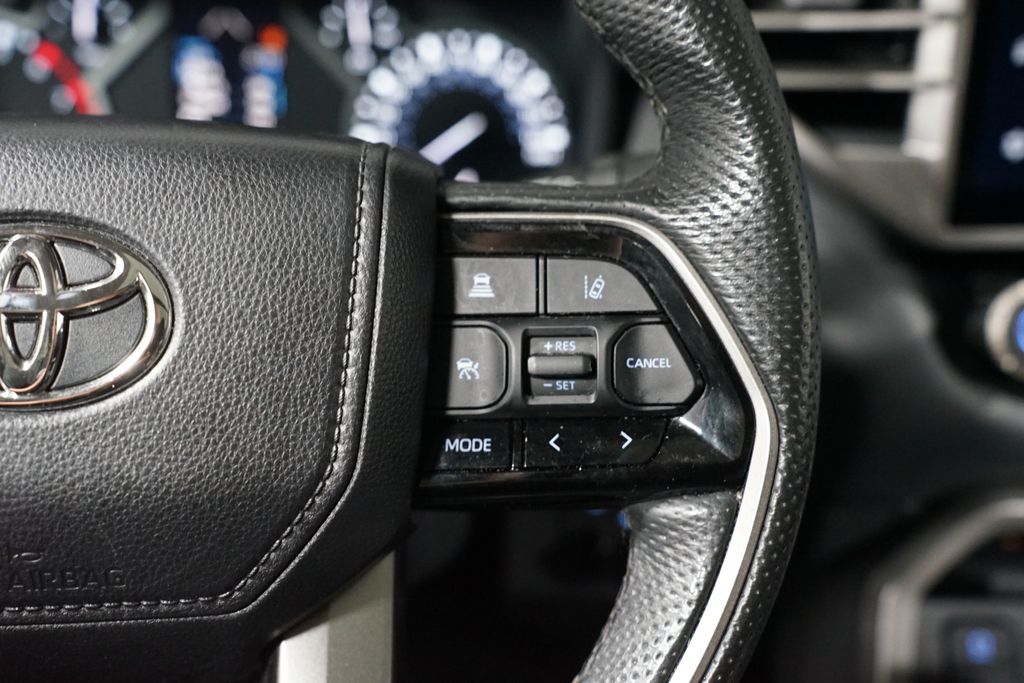 Thumbnail: 2023 Toyota Tundra - 14