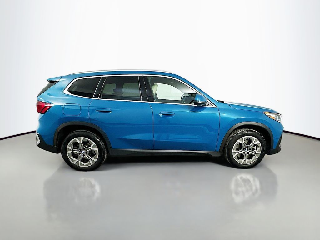 2023 BMW X1 xDrive28i 4