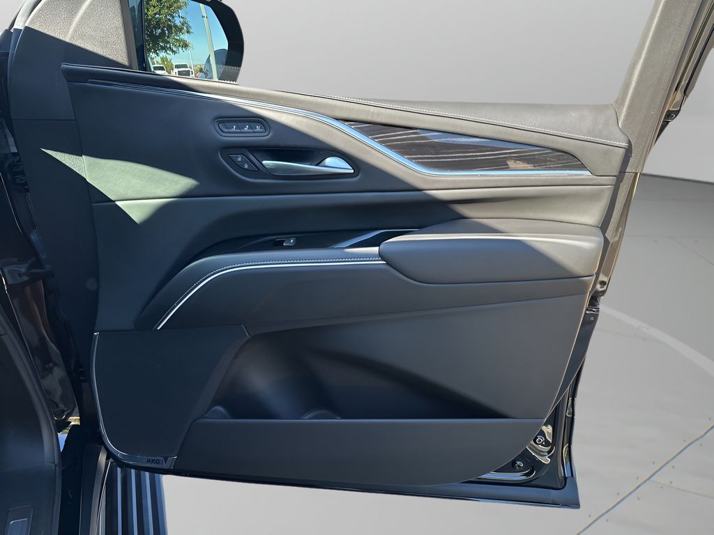 Used Car 2023 Cadillac Escalade  V-series For Sale Under $110,000 In Austin, Texas