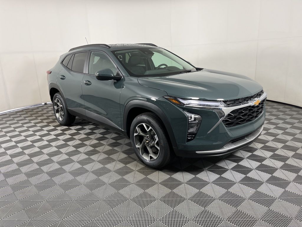Thumbnail: 2025 Chevrolet Trax - 6