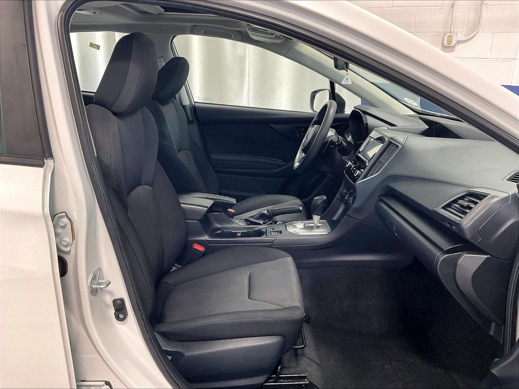 2022 Subaru Impreza — photo 11