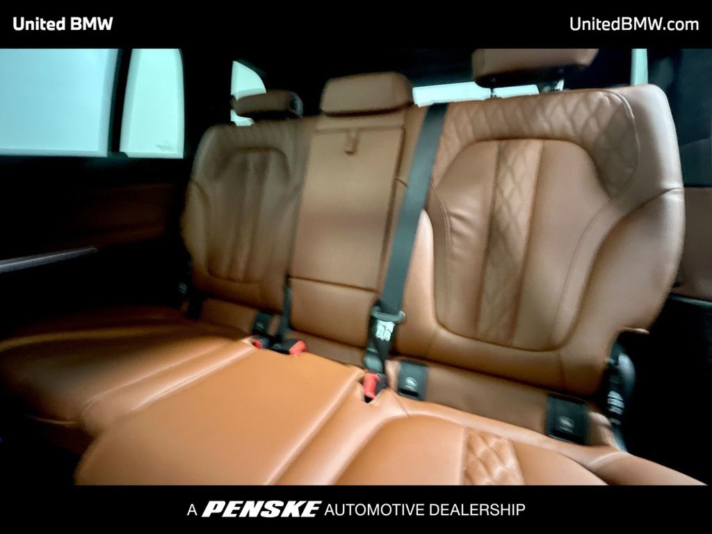 2026 BMW X7 xDrive40i 21