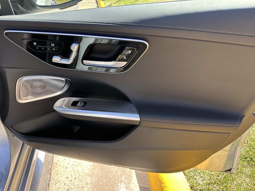 Thumbnail: 2025 Mercedes-Benz C-Class - 19