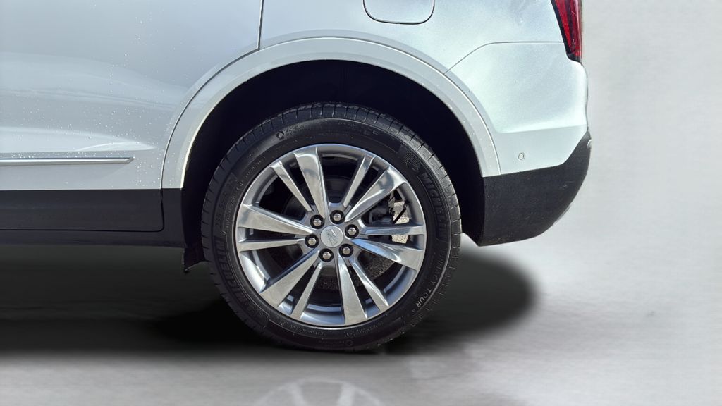 used 2024 Cadillac XT5 car, priced at $37,950