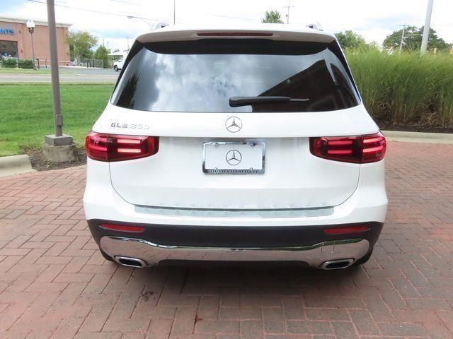 Thumbnail: 2025 Mercedes-Benz GLB - 5