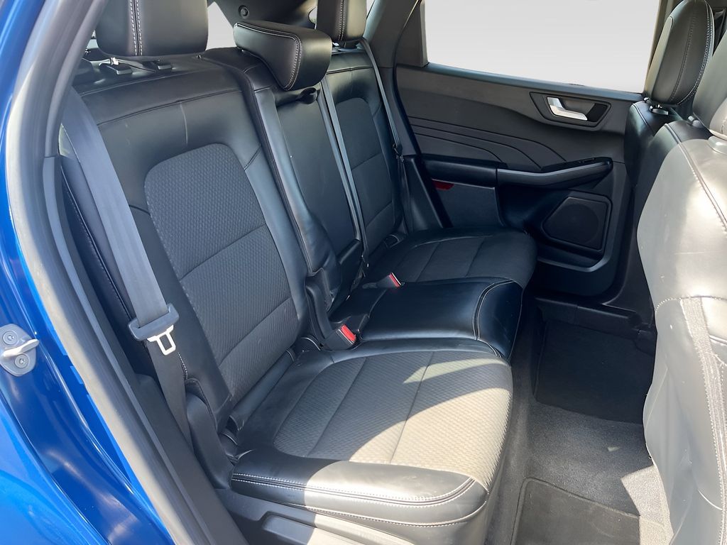 Used 2023 Blue Ford Base image 26