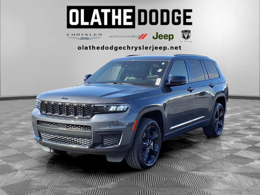 2023 Jeep Grand Cherokee L Altitude 4WD