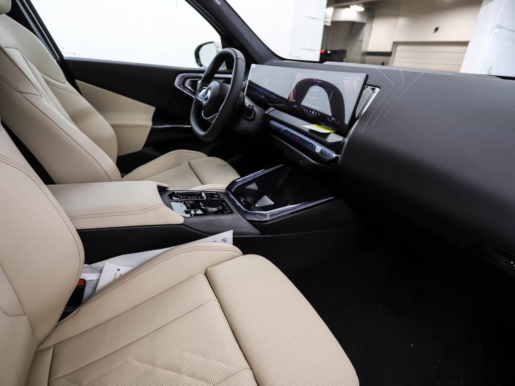 Thumbnail: 2026 BMW X3 - 31