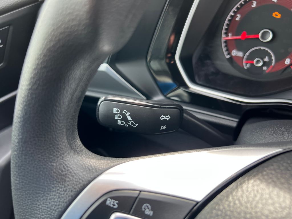 Thumbnail: 2019 Volkswagen Jetta - 20