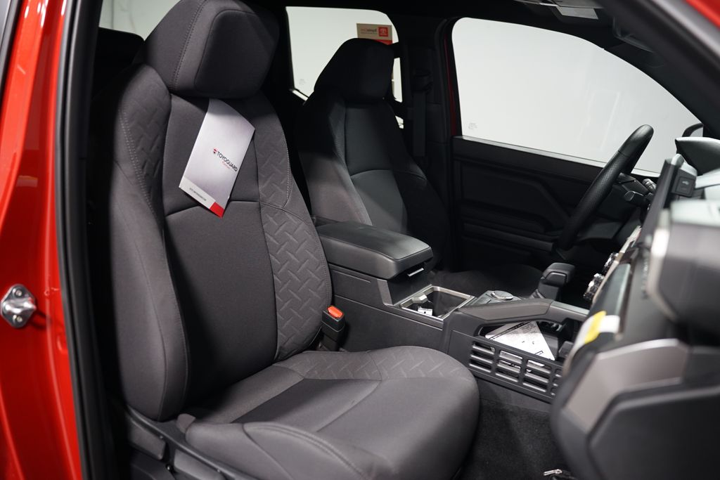 2025 Toyota Tacoma SR5 28