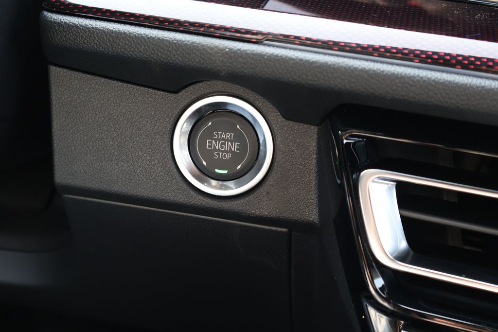 Thumbnail: 2026 Chevrolet Traverse - 32