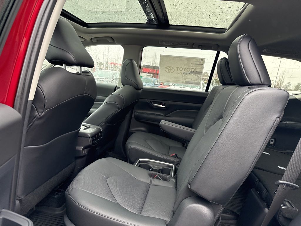 Used 2026 Toyota Grand Highlander SUV