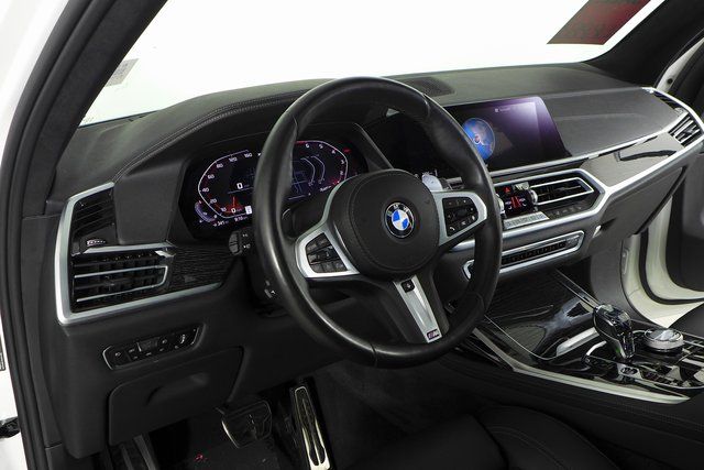 2022 BMW X7 M50i 30