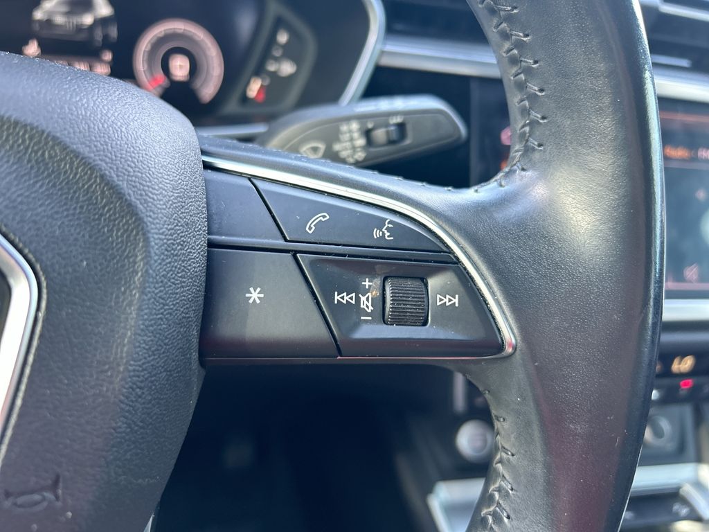 Thumbnail: 2020 Audi Q3 - 16
