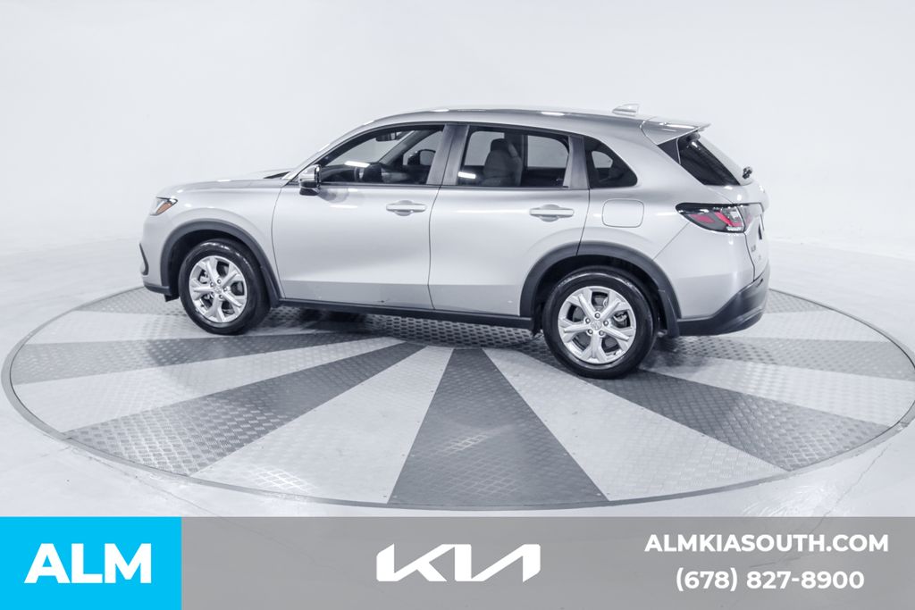 2024 Honda HR-V LX photo 5