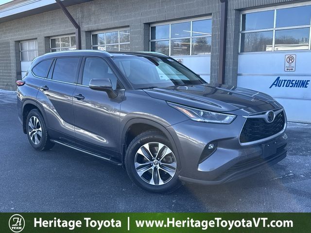 2021 Toyota Highlander XLE AWD