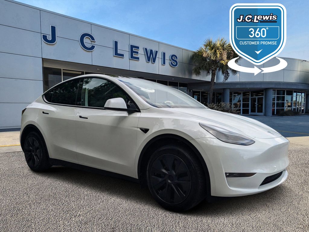 2024 Tesla Model Y Long Range