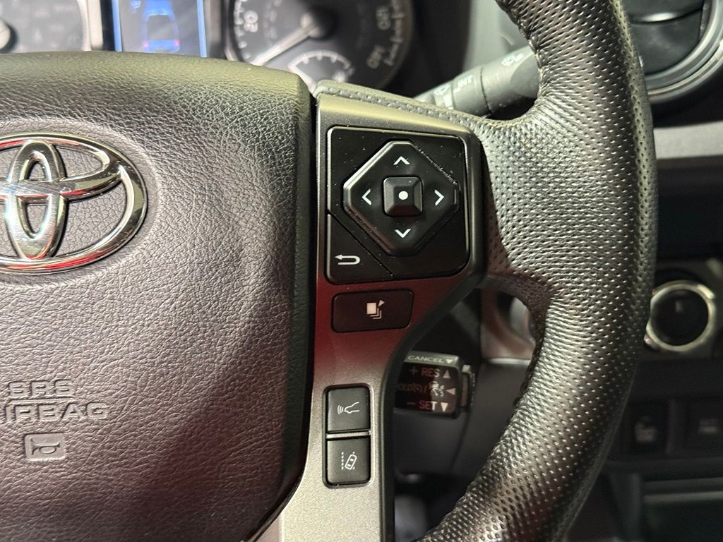 Thumbnail: 2021 Toyota Tacoma - 24