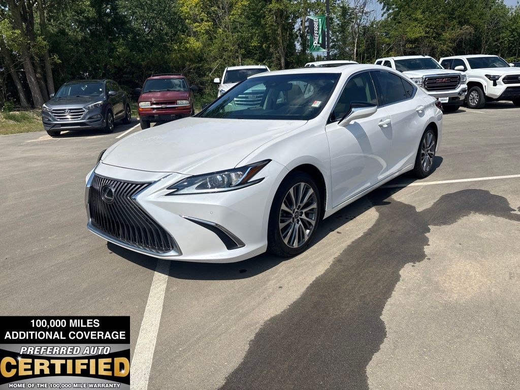 White Pearl 2020 Lexus ES Sedan Front-Wheel Drive 8-Speed Automatic