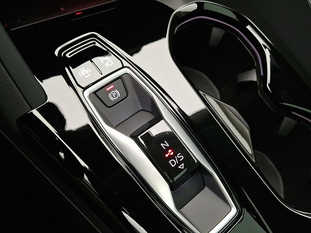 Thumbnail: 2026 Audi Q5 - 10