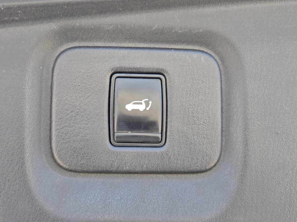 2016 Nissan Pathfinder SL Silver at Bravo Nissan