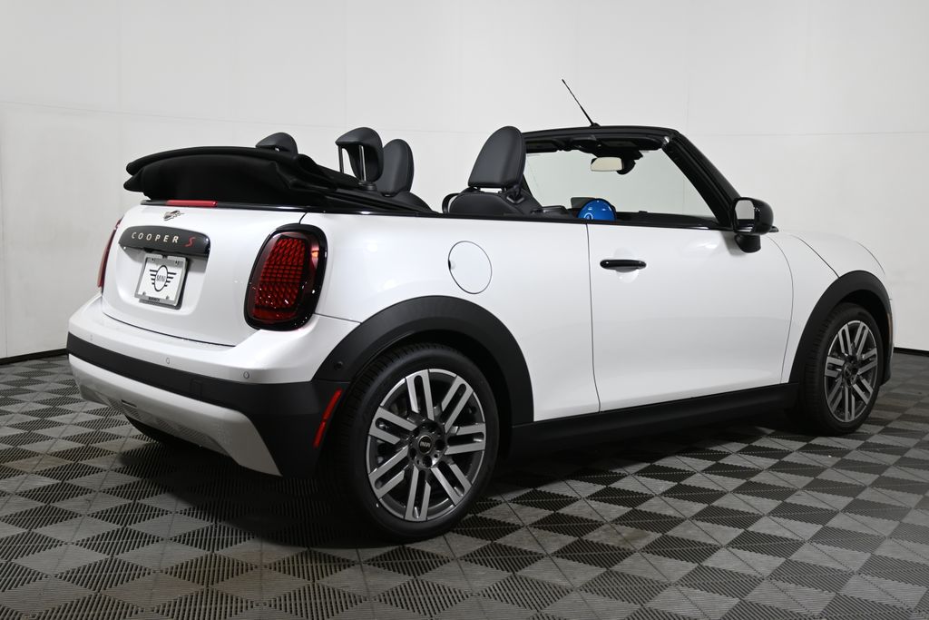 Thumbnail: 2026 MINI Cooper - 14