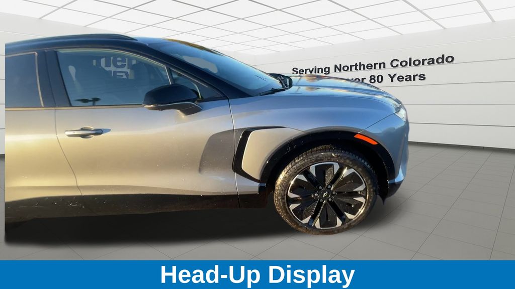 View vehicle photo 3