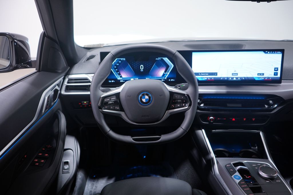 Thumbnail: 2025 BMW i4 - 11