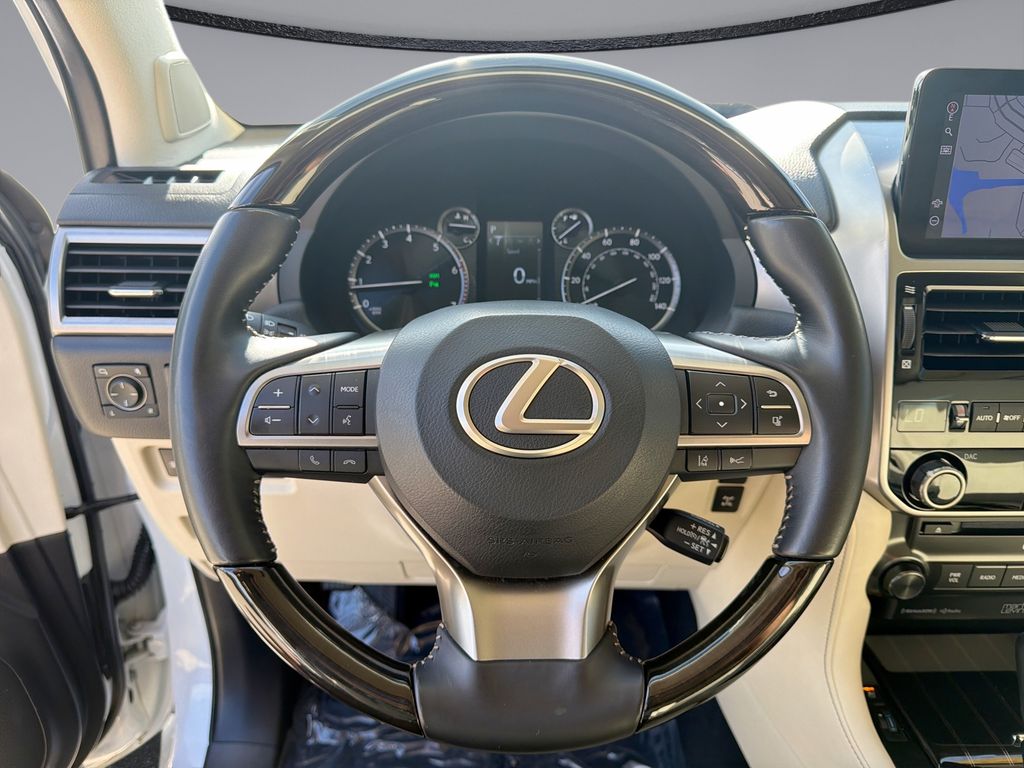Thumbnail: 2023 Lexus GX - 21