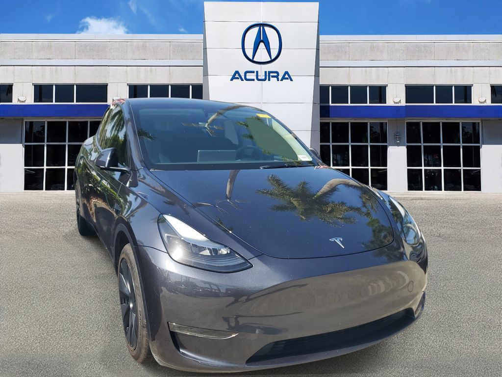 2025 Tesla Model Y - $37,488