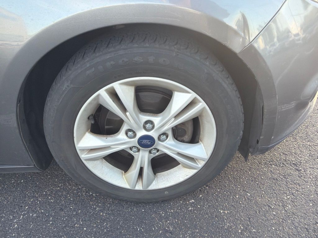 Thumbnail: 2014 Ford Focus - 6