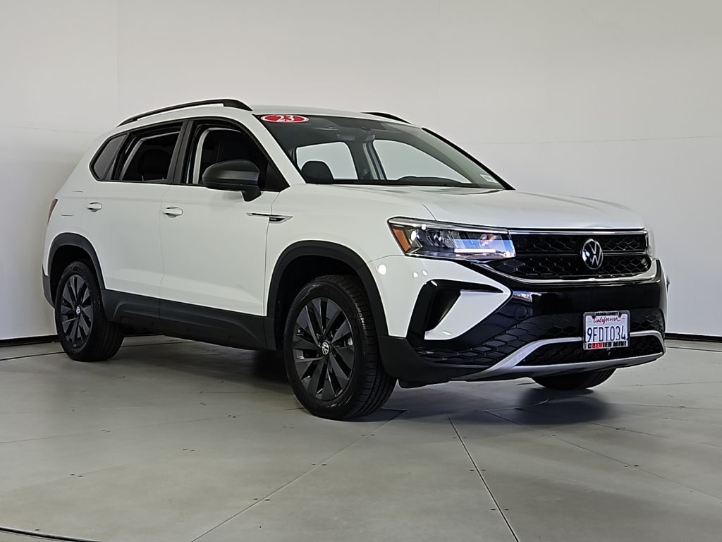 Thumbnail: 2023 Volkswagen Taos - 4