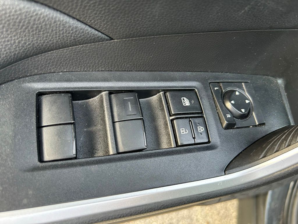 2023 Toyota RAV4 LE 16