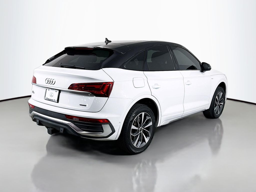 Thumbnail: 2022 Audi Q5 - 5