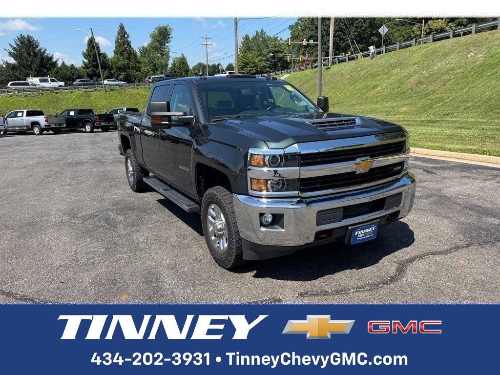 Gray (Graphite Metallic) 2017 Chevrolet Silverado 2500HD Pickup Truck Four-Wheel Drive 6-Speed Automatic