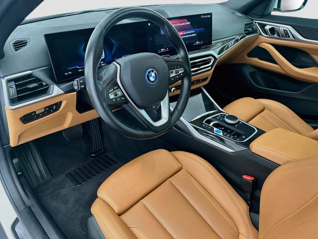 Thumbnail: 2023 BMW i4 - 9