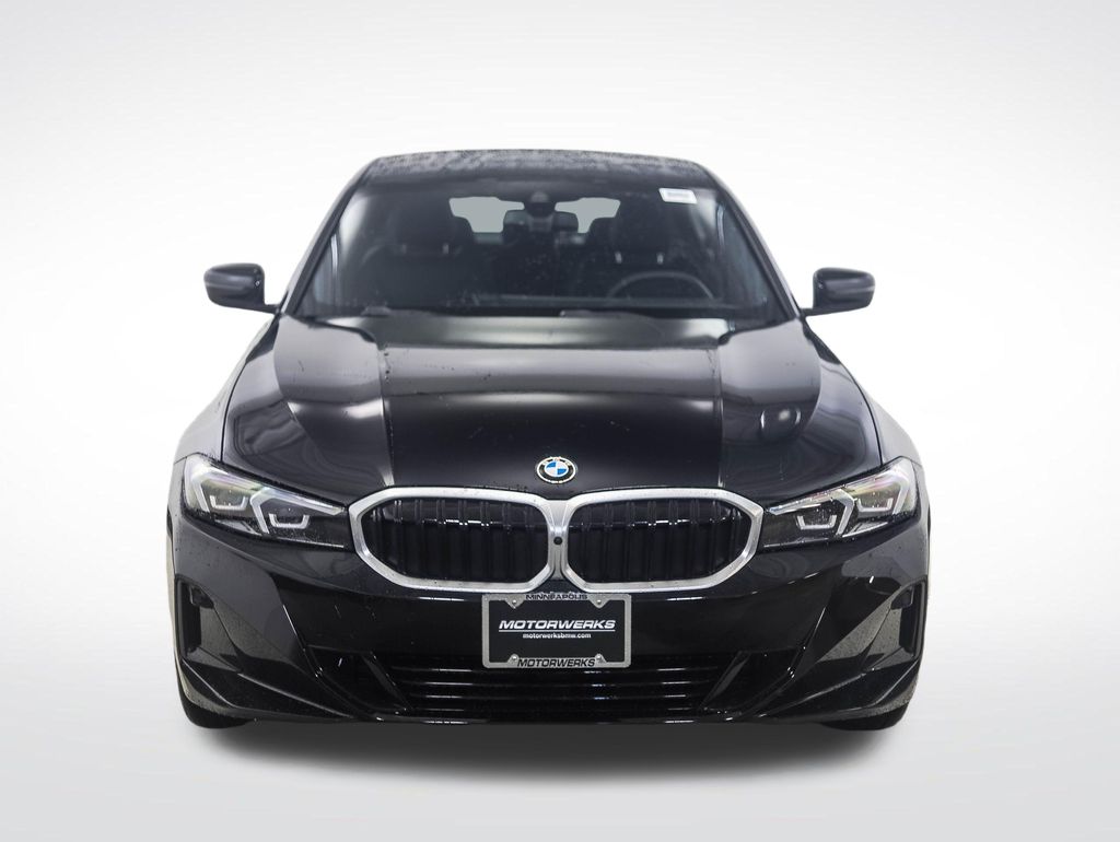 Thumbnail: 2025 BMW 3 Series - 8