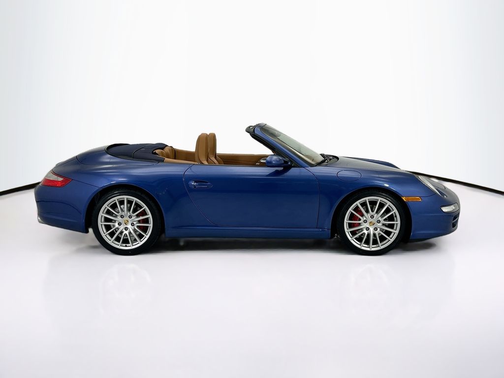 Thumbnail: 2006 Porsche 911 - 8