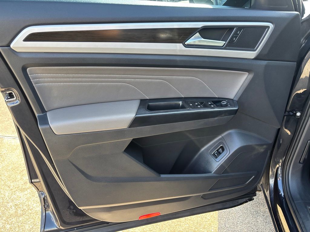 2021 Volkswagen Atlas 2.0T SE w/Technology Black at Parkway Family Mazda