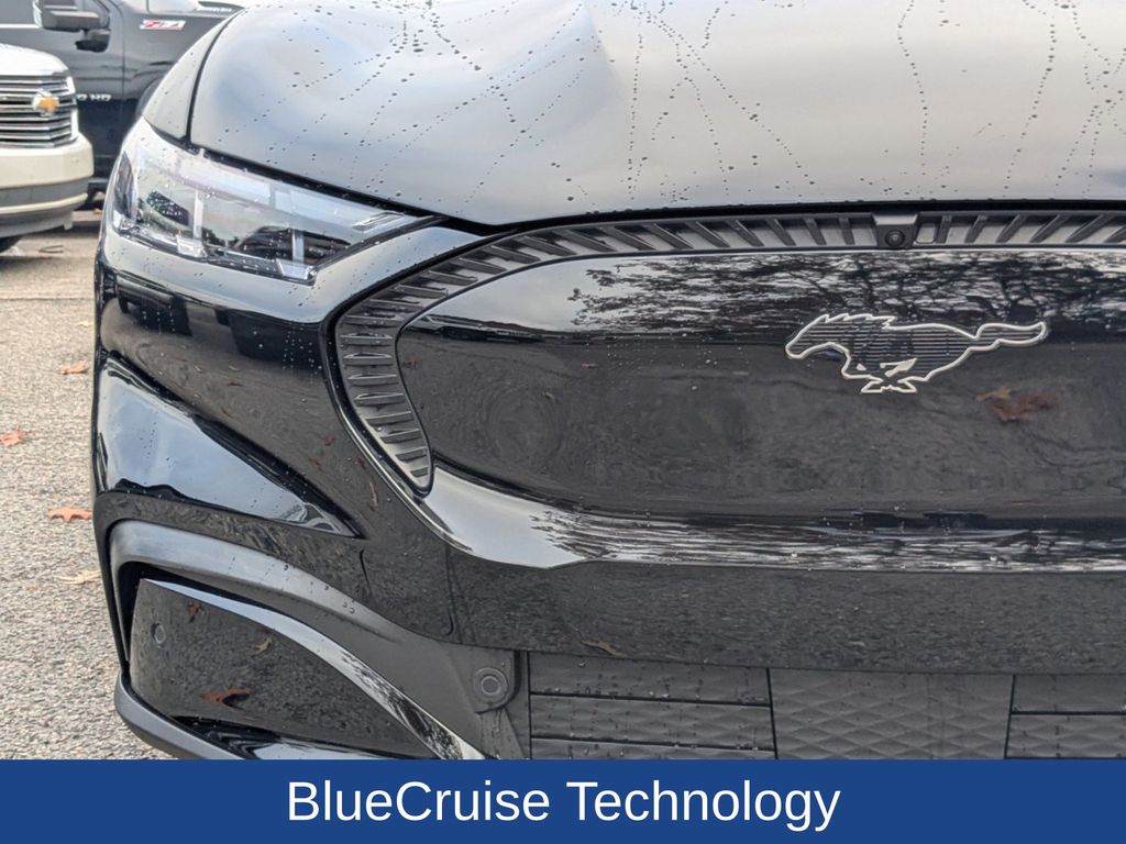 2025 Ford Mustang Mach-E Select