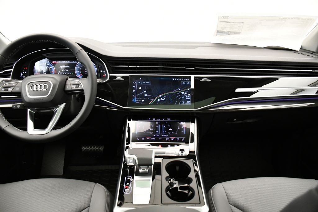 Thumbnail: 2026 Audi Q8 - 20