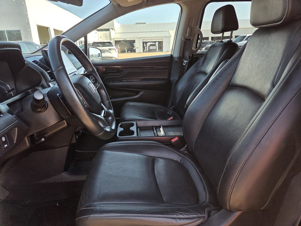 Used 2022 Honda Odyssey Van