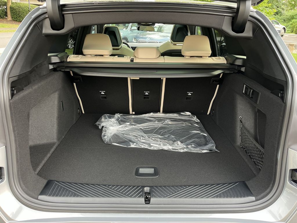 Thumbnail: 2025 BMW X3 - 24