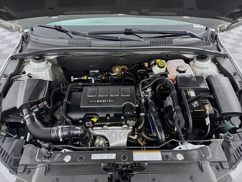 Thumbnail: 2012 Chevrolet Cruze - 28