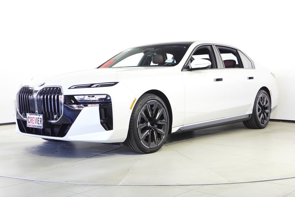 Thumbnail: 2025 BMW 7 Series - 2