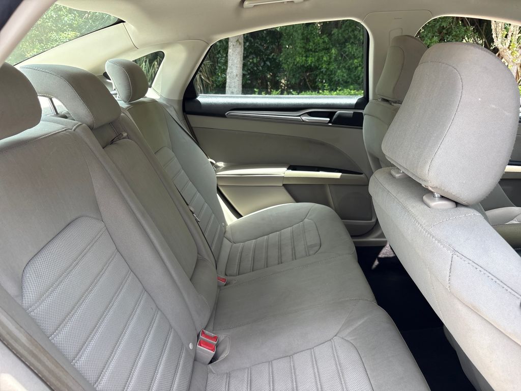 Certified Used 2020 White Ford SE image 29