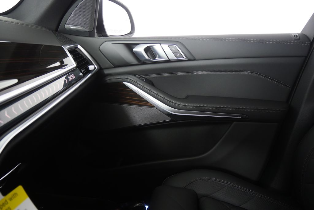 2026 BMW X5 xDrive40i 23