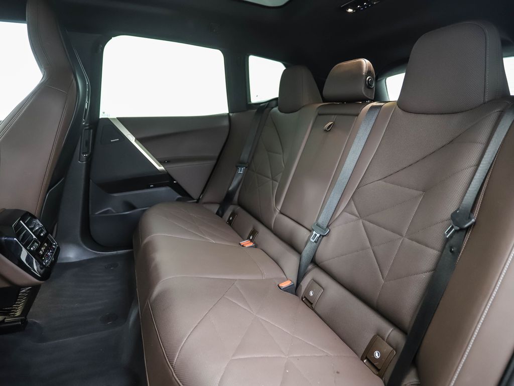 2023 BMW iX xDrive50 22