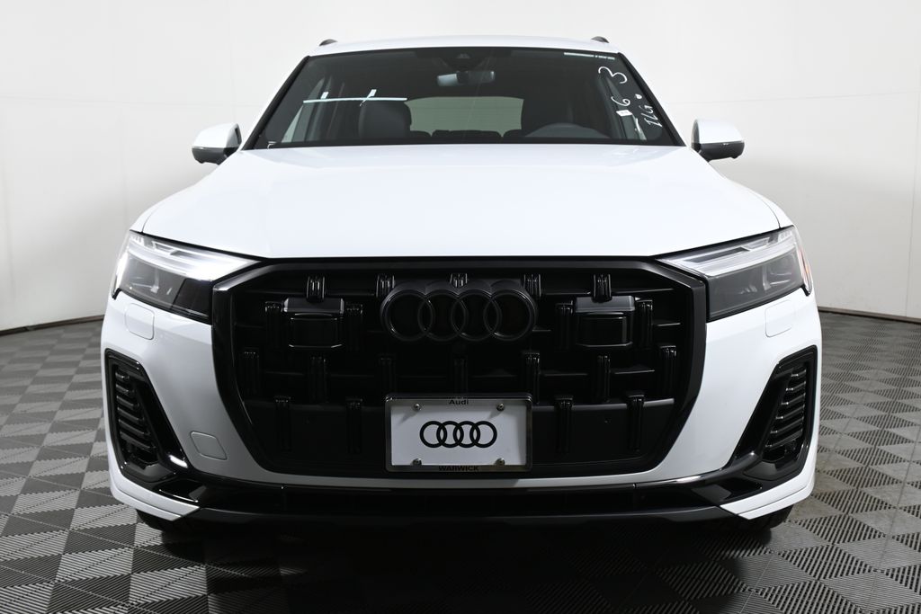 Thumbnail: 2026 Audi Q7 - 9